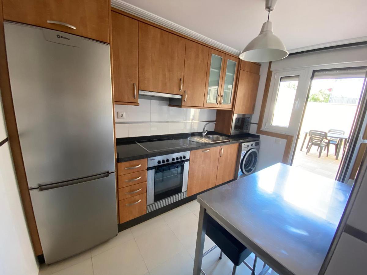 Apartamento A 5 Min Caminando De La Playa Sta. Cristina, Oleiros Bagian luar foto