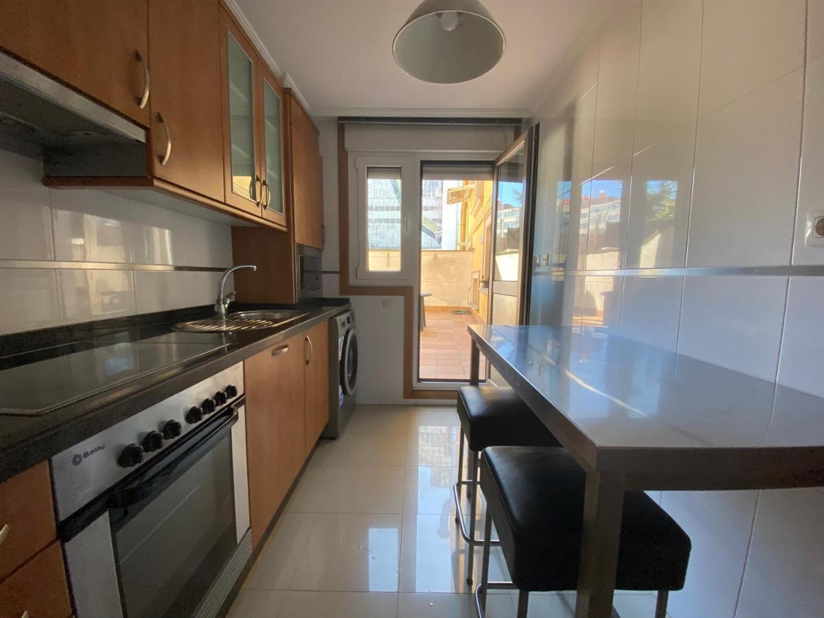 Apartamento A 5 Min Caminando De La Playa Sta. Cristina, Oleiros Bagian luar foto