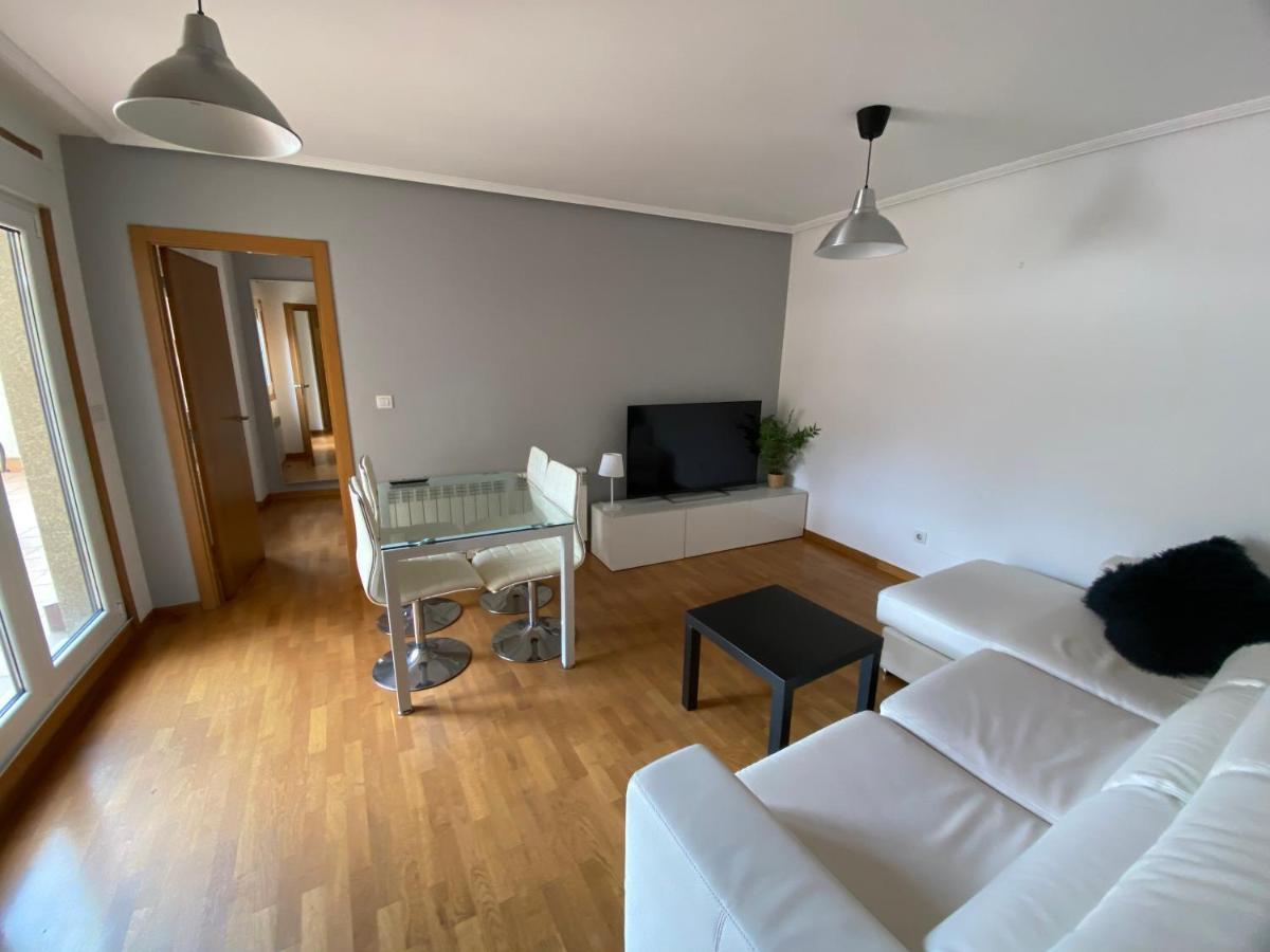 Apartamento A 5 Min Caminando De La Playa Sta. Cristina, Oleiros Bagian luar foto